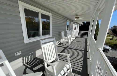 Stevensville House | Three Decks overlook Marina basin and views of the Chesapeake and Eastern Bays
