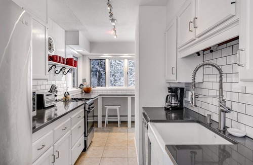 Stowe House | Three-Level House Near Skiing w/Free WiFi, Private Washer/Dryer, Gas Fireplace