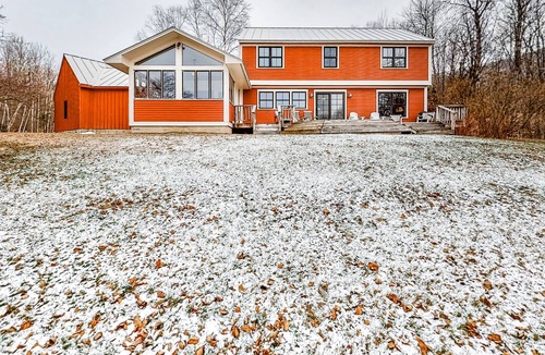 Warren House | Three-story family-friendly home w/ ping-pong & foosball tables, WiFi, and view