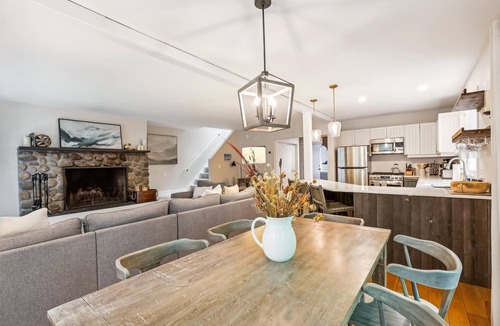 Stowe Area House | Topnotch 384D: 3 br, fireplace, a/c, sauna, resort amenities!