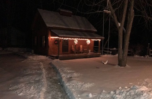 Mount Tabor Cabin | Trail treasures great hikes for all.