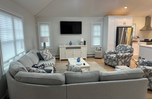 East Quogue House | Tranquil 4-bedroom house with AC in East Quogue. Heated Pool/covered patio.