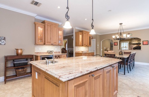 Southold House | Truly special! Huge North Fork Villa Great for multiple families- Walk to beach