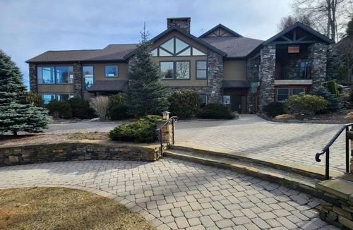 Mountain Air Apartment | Tulip Poplar Suite- Private Club Access