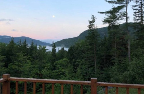 Gilead Cabin | Tumble Down 180 Cabin , Great Mountain Views, Close To Skiing, Hiking & Kayaking