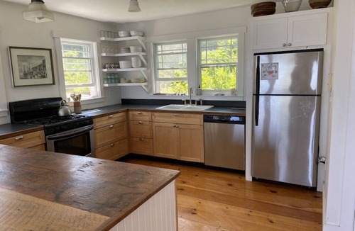 Tenants Harbor House | Two seaside cottages with beautiful views and total privacy