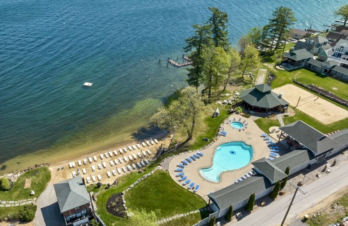 Weirs Beach Boat Rental | 🌟 Unique Houseboat Experience on Lake Winnipesaukee - Harborside 🚤🌊