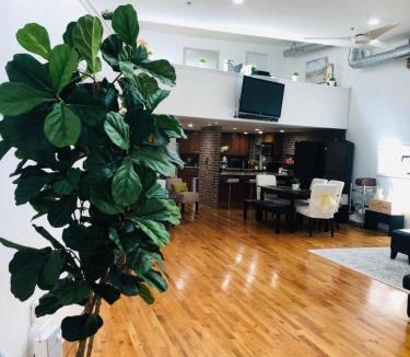 North Bergen Apartment | UPDATED Amazing Bi -Level Condo minutes from water views of New York City