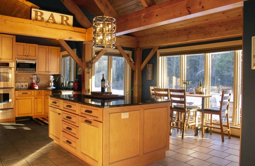Shrewsbury House | Upscale 4 Season Killington/Okemo Retreat with Hot Tub
