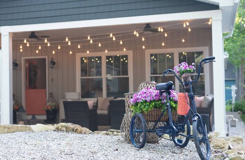 Lakeside Cottage | "Upside" New Cottage w Custom Built Bunk Room - Inside LKSD Gates
