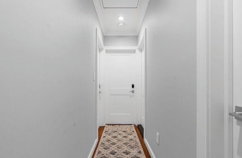 Queens House | US Open Private, Comfy Suite w Parking-Bayside, Queens