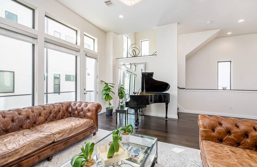 Washington Ave./ Memorial Park House | 232 m² House ∙ 2 bedrooms ∙ 4 guests
