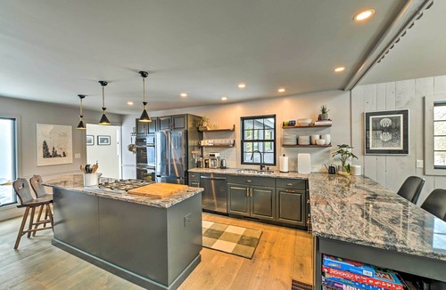 Windham Cabin | Vermont Ski Chalet ~ 5 Mi to Magic Mountain