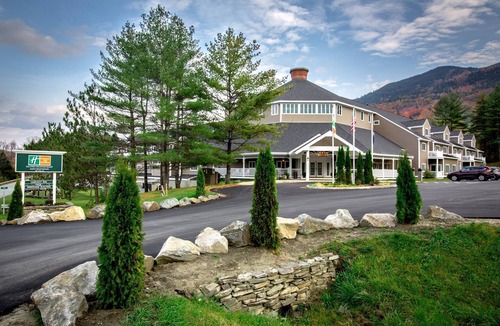 Brownsville Villa | Vermont Villa Near the Trails