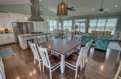 Sandbridge House | Villa Sol | Oceanfront | Private Pool, Hot Tub