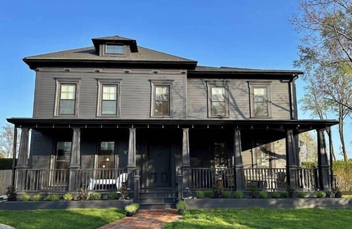 Town of Southold Town Bed & Breakfast | Vine + Sand-Southold, NY'S Newest B&B-Room 2-King Bed and Ensuite Bathroom With Rain Shower