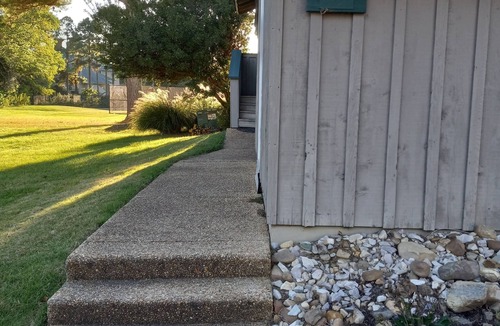 Kingsmill Apartment | Walk to beach, cozy, lovely room in "Kingsmill on the James"