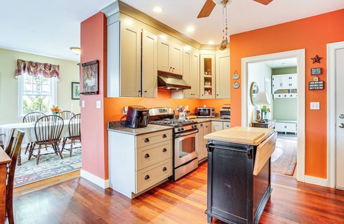 Manchester-by-the-Sea House | Walk to the T: North Shore Retreat Near Salem Fun!