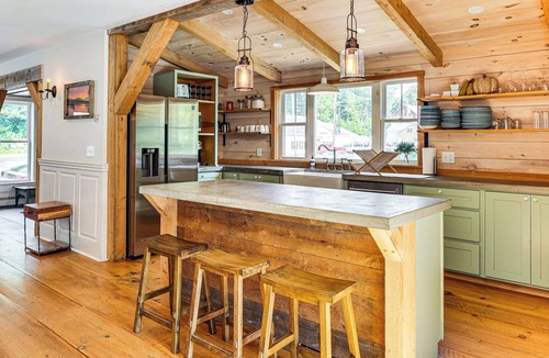 North Woodstock House | Walkable North Woodstock Home on Main Street!