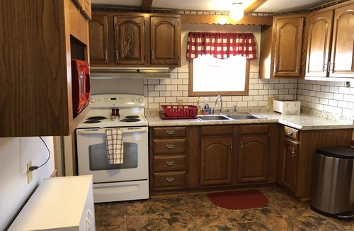 Luray House | Walnut Lane House - Private Mountain views
