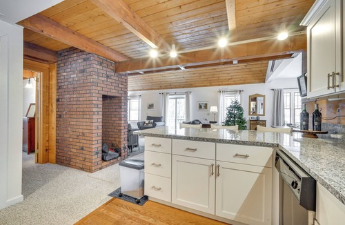 Wardsboro House | Wardsboro Family Home: 7 Mi to Mount Snow!