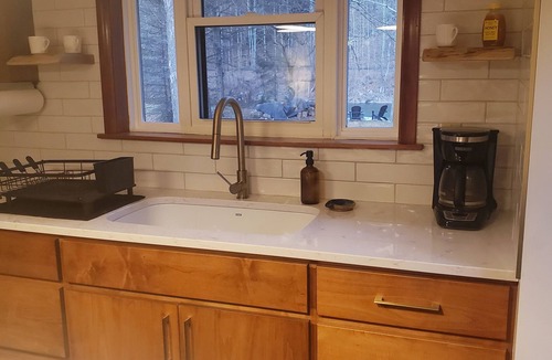 Antes Fort Cottage | Waterfront Cottage on Big Pine Creek