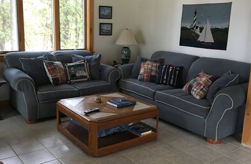 Moriah Center House | Waterfront Guest House