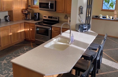 Wapato Point House | Waterfront Home on the shores of Lake Chelan at Wapato Point Resort