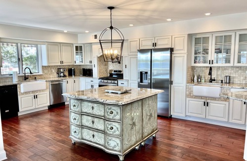 Osbornsville House | Waterfront Home on Prime Location - Haven's Cove!