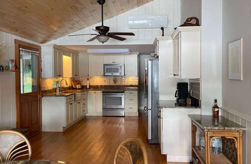 Fitzwilliam House | Waterfront House on Private Lake - Tranquil Location and Amazing Sunsets