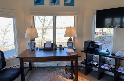 Norwalk House | Waterfront Private Beach community. 21.8K Jul/Sept. 9.6K Oct./Apr. 1 Month Min.