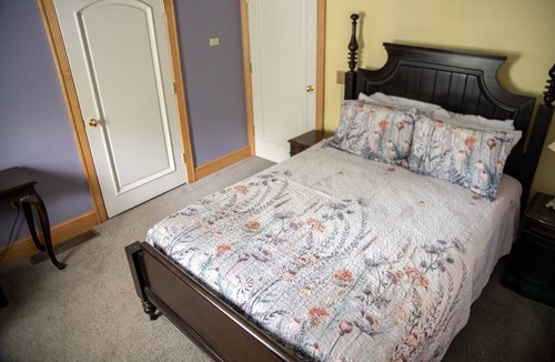 Sutton Bed & Breakfast | Welcome to the historic Elk River Hotel & Cafe! Located riverfront on the beautiful Elk River, and just 2 miles from I-79, you are moments away from all that the Sutton area has to offer. Guest in town to enjoy the gorgeous outdoor scenery and recrea