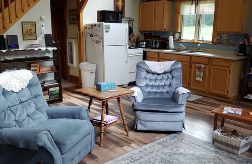 Keuka Park Cabin | WELCOME! WE ARE PET FRIENDLY.