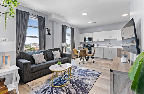 Everett Apartment | Welcoming 1BR Near Encore Boston 7773