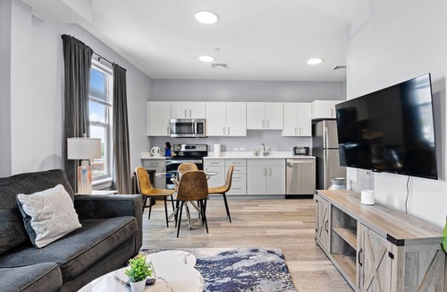 Everett Apartment | Welcoming 1BR Near Encore Boston 7773