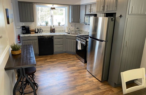 West Glens Falls House | West Mt View- 15 min. to Lake George!