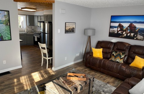 West Glens Falls House | West Mt View- 15 min. to Lake George!