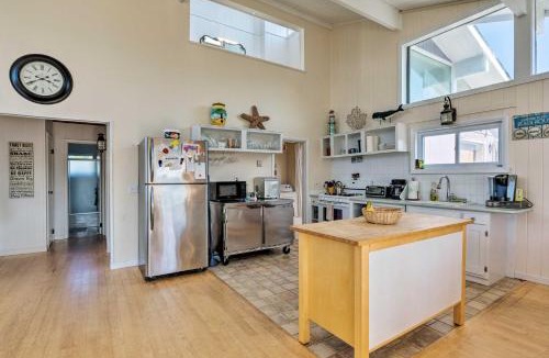 West Hampton Dunes House | Westhampton Beach Home with Deck and Ocean Views!