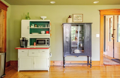 North Hartland Bed & Breakfast | Whimsical Vermont Farmhouse – Cozy, Inspiring & Close to Nature