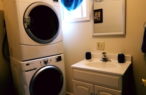 Bethlehem Cottage | White Mountain Retreat - Family/Pet Friendly- Year Round : Ski areas Close by!