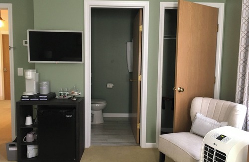 Williston North House | Williston Village Inn