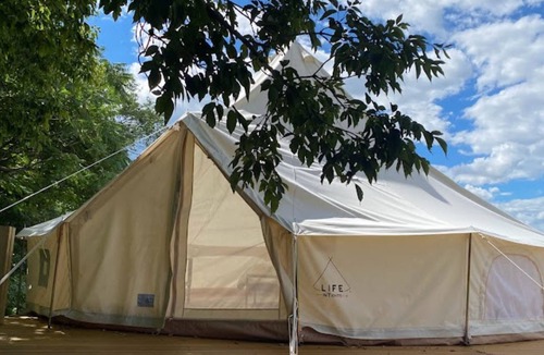Lodi RV Rental | Wine Country Bell Tent w/King Bed