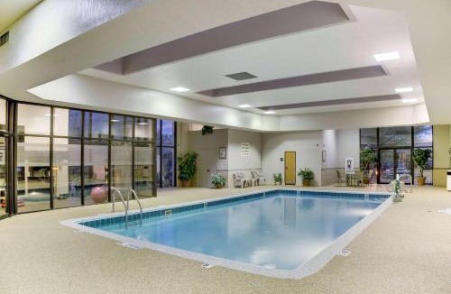 Cranberry Township Hotel | Wingate by Wyndham Cranberry
