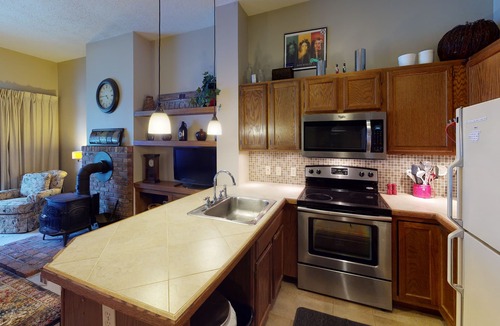 Pittsfield Condo | Wintergreen 106 - Cozy and peaceful condo, conveniently located between Killington and Pittsfield
