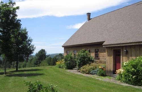Hardwick House | Wonderful VT Get Away, Great Family Fun, WiFi, and Air Conditioning.