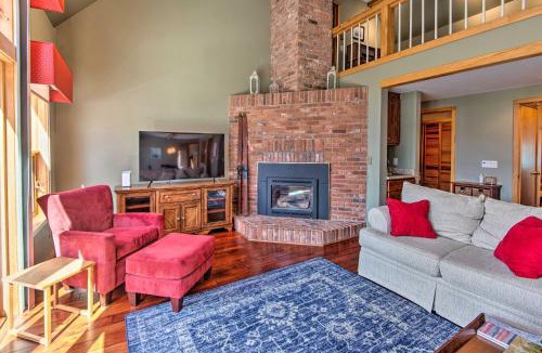 Grantham House | Wooded Waterfront Grantham Home Less Than 10 Mi to Ski!