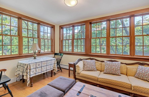 Woodstock House | Woodstock River Front, Sauna & Nature Trails