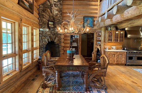 Water Mill House | Yellowstone In The Hamptons ~ 18-Acre Estate Surrounded By A Nature Preserve