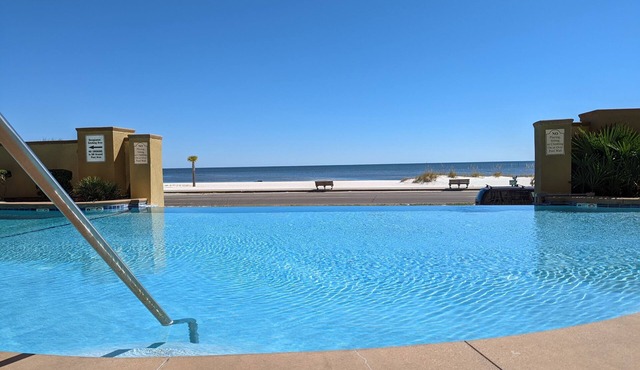 Gulf-Front Luxury End Unit with Infinity Pool,