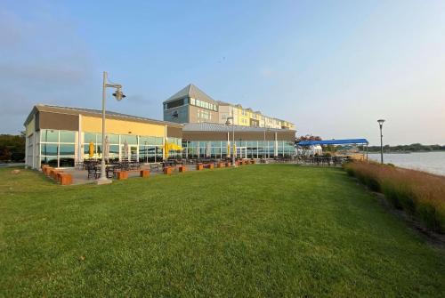 Lakefront Hotel Trademark 